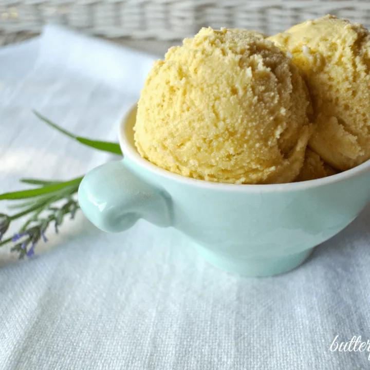 Smooth and silky Honey Lavender Ice Cream made with raw cream, raw honey and raw egg yolks! #nutrientdense #dessert #summer #edibleflowers #realfood #rawmilk