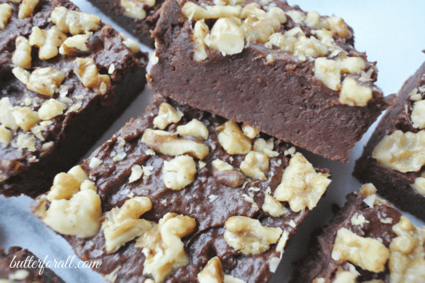 A close-up of several cut brownies.