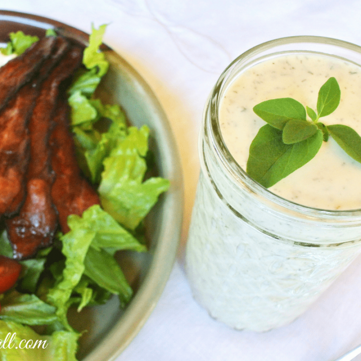 Keto-Friendly Creamy Ranch Dressing