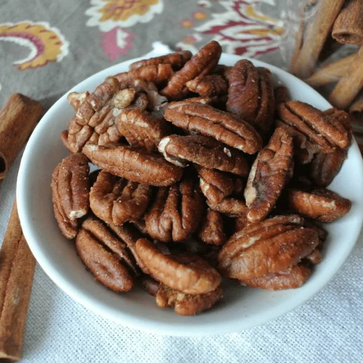 Sugar Free Cinnamon Maple Roasted Pecans