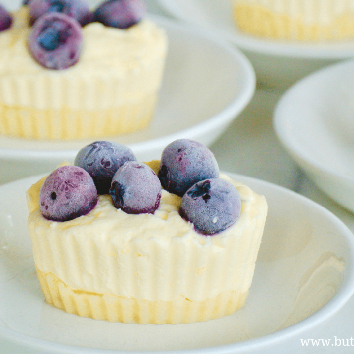 Loaded with healthy fats and delicious flavor, these frozen fat bombs will please the while family on a hot day!