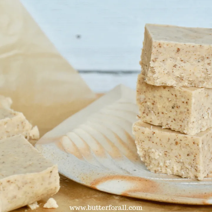 Bit Of Honey And Almond Fudge is the perfect combination, a timeless classic.