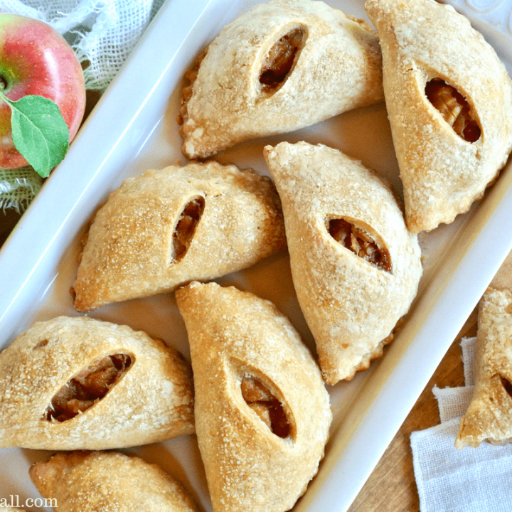 A plate full of Mini Maple Apple Pies