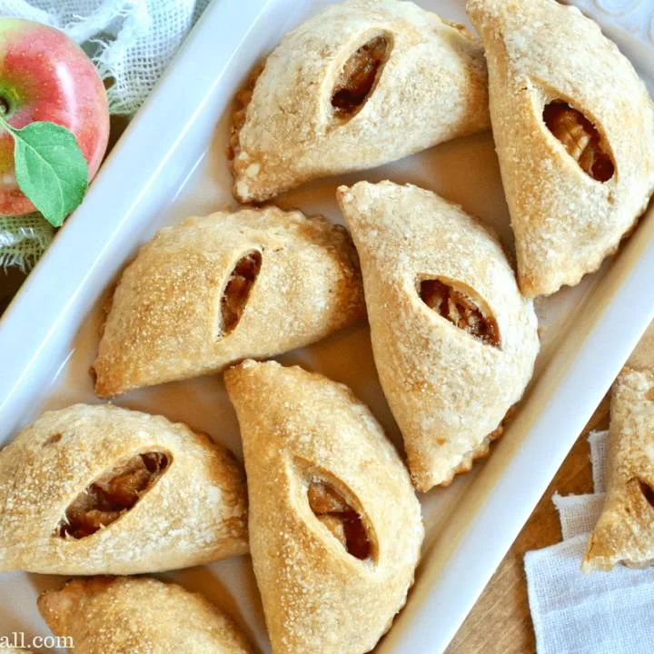 A plate full of Mini Maple Apple Pies