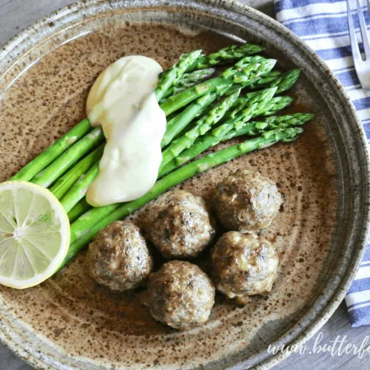 These keto friendly meatballs are the perfect quick and easy real food dinner.