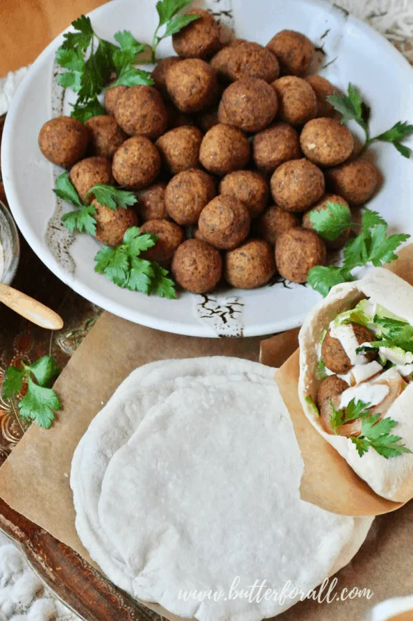 A bowl of fried falafel balls.