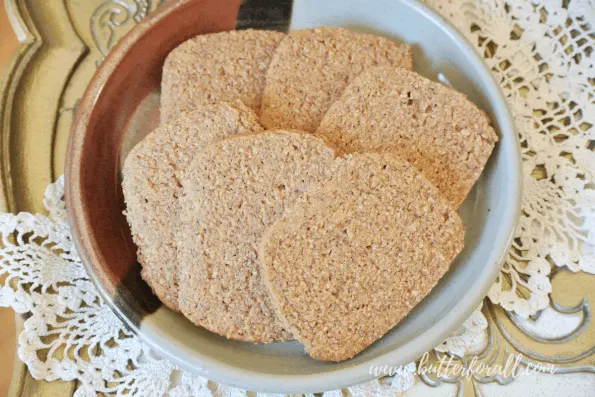 A plate of graham cracker grain-free cookies.